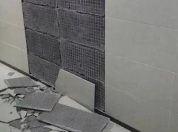 浑南瓷砖空鼓维修公司分享下浑南墙砖松动维修的知识